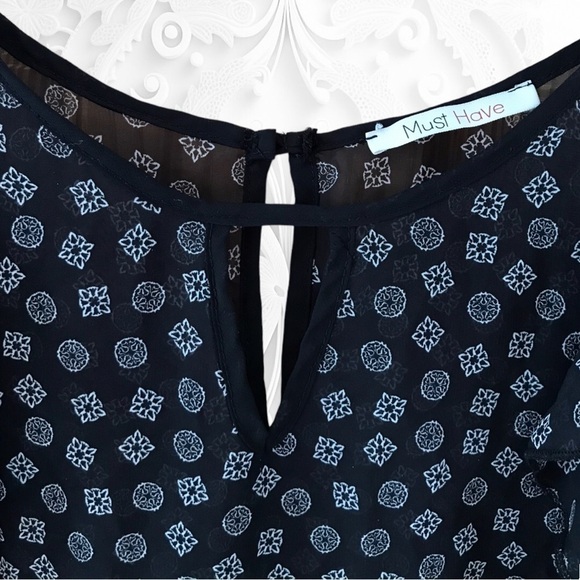 Flutter Sleeved Sheer Blouse In Black With White Detail Size Small - Picture 3 of 4